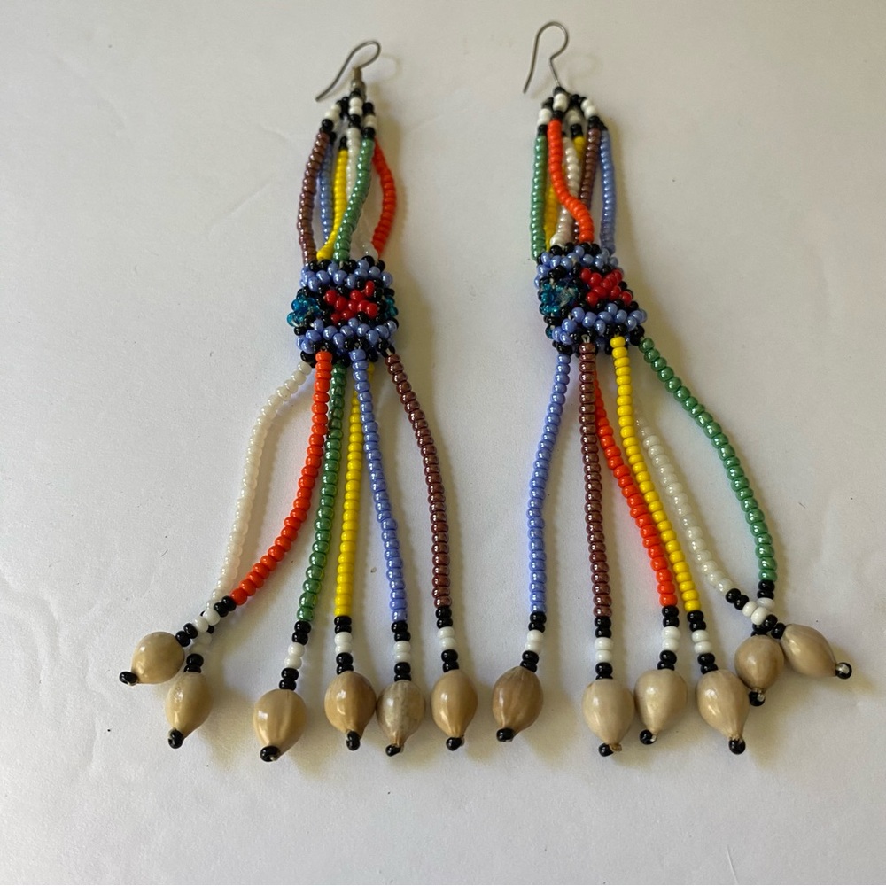 Shipibo Handmade | Beaded and Seeds Earrings